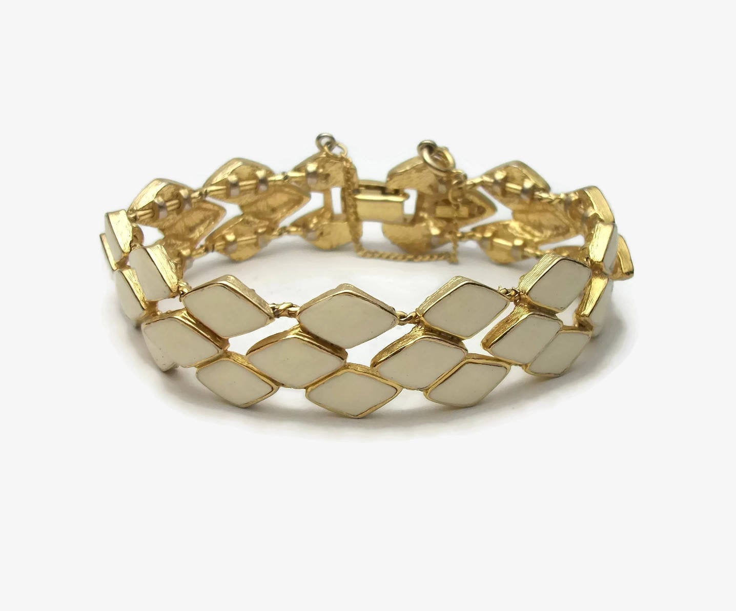 Sold at Auction: A French 18 carat gold pendant by Bernard