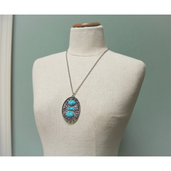 Vintage Large Sarah Coventry Silver and Faux Turquoise Cabochon Pendant Necklace