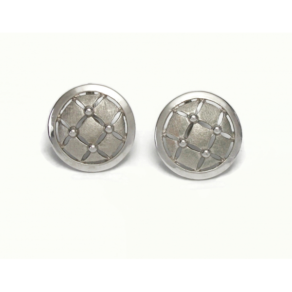Vintage Crown Trifari Textured Silver Clip on Earrings Round 1 inch Diameter