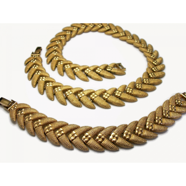 Vintage Bracelet and Necklace Set Gold Tone Metal Women's