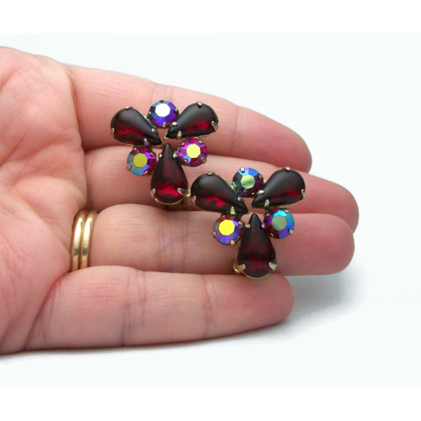Vintage Signed Weiss Deep Red AB Crystals Clip on Earrings Gold w/ Red Teardrops