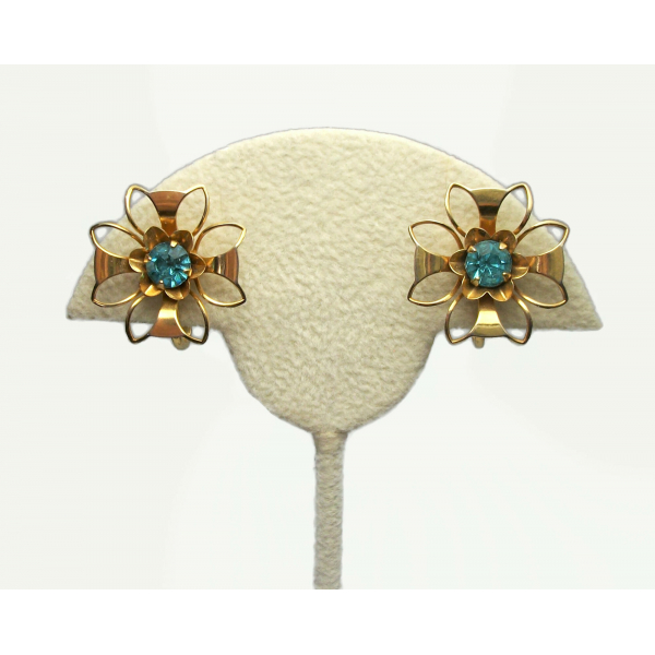 Bugbee & Niles Gold  Aquamarine Blue Crystal Screw Back Clip on Earrings