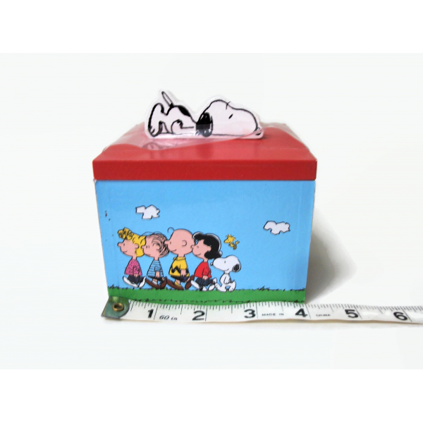 Snoopy Peanuts Wooden Trinket Box 2015 Peanuts Worldwide LLC