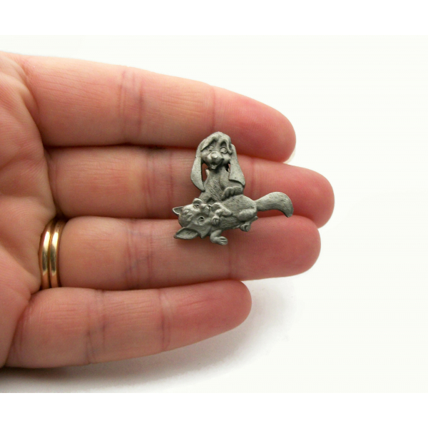 Vintage The Fox and the Hound Brooch Pewter Pin Walt Disney 1980 80s Movie