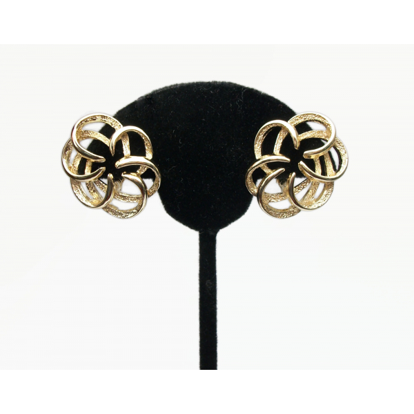 Vintage Sarah Coventry Openwork Gold Clip on Earrings Romantic Abstract Fanciful