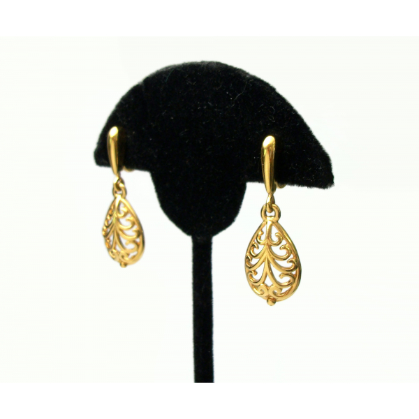 Vintage Gold Filigree Teardrop Dangle Clip on Earrings Filigree Drop Earrings
