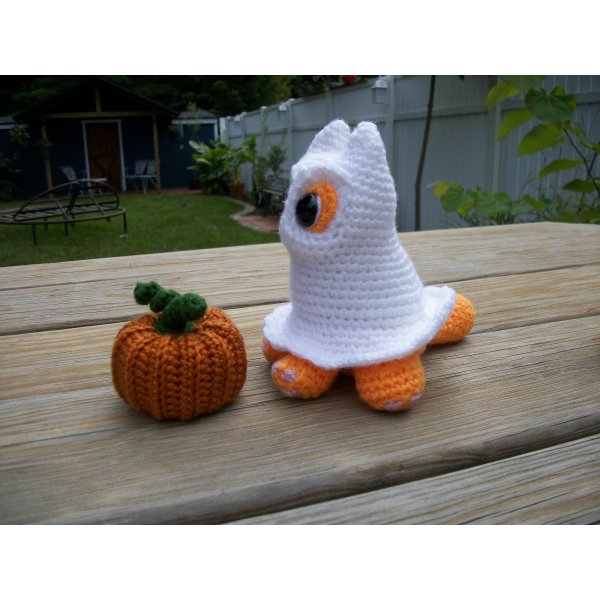 Amigurumi Ghost Cat Crochet Plushie Kitty with Pumpkin Ghost Costume Orange Cat