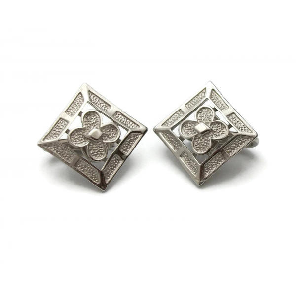 Vintage Crown Trifari Silver Tone Square Floral Clip On Earrings Trifari Signed