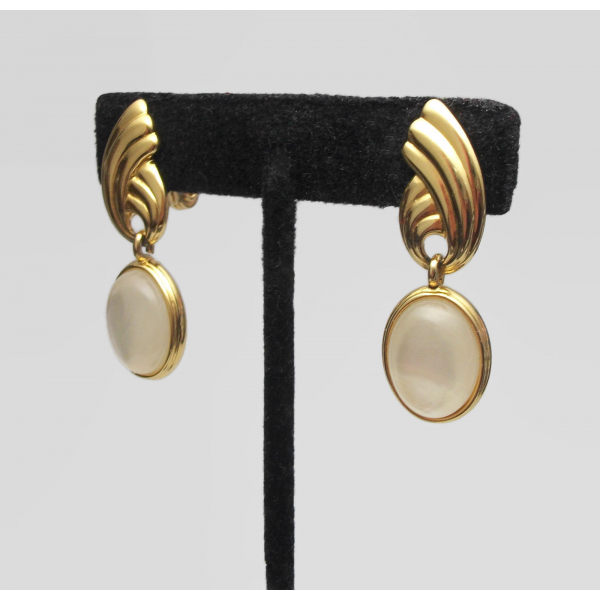 Vintage Monet Gold and Pearlescent Moonglow Cabochon Drop Clip Earrings Dangle