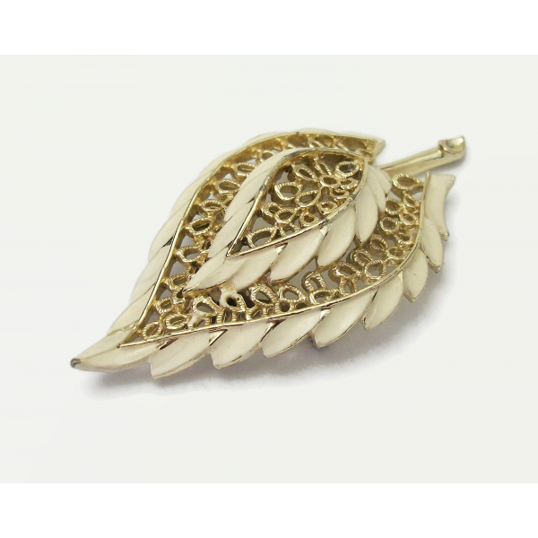 Vintage Gold Filigree and Cream White Enamel Leaf Brooch Lapel Pin Mid Century