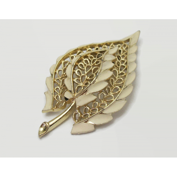 Vintage Gold Filigree and Cream White Enamel Leaf Brooch Lapel Pin Mid Century