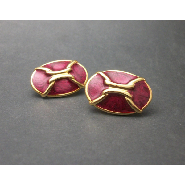Vintage Gold Tone and Magenta Swirl Enamel Clip on Earrings Oval Fuchsia Purple