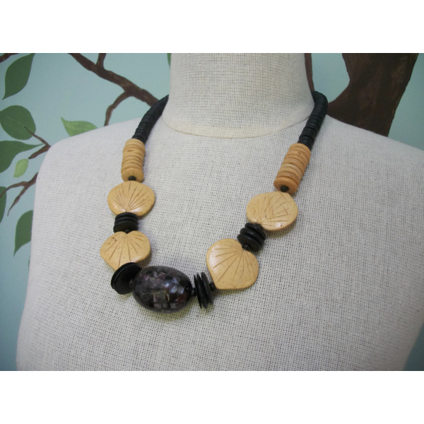 Vintage Wood Leaf and Shell Inlay Chunky Bead Necklace  Boho Jewelry Natural