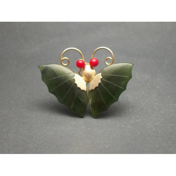 Vintage Carved Green Jade Colored Stone Butterfly Brooch Lapel Pin Pendant