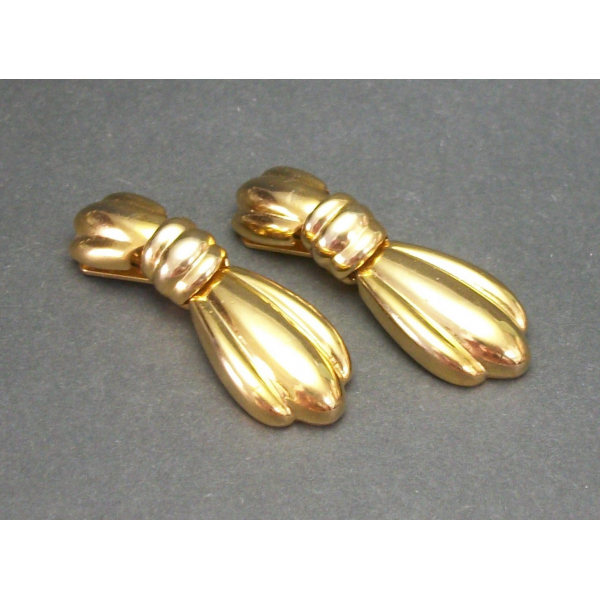 Vintage Gold Dangle Drop Clip on Earrings Articulated Bow Gold Elegant