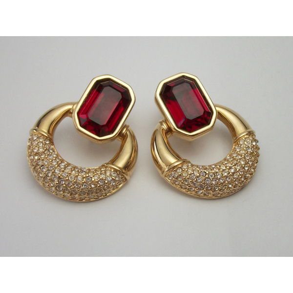 Vintage Swarovski Swan Signed Pave Crystal Ruby Garnet Clip on Earrings
