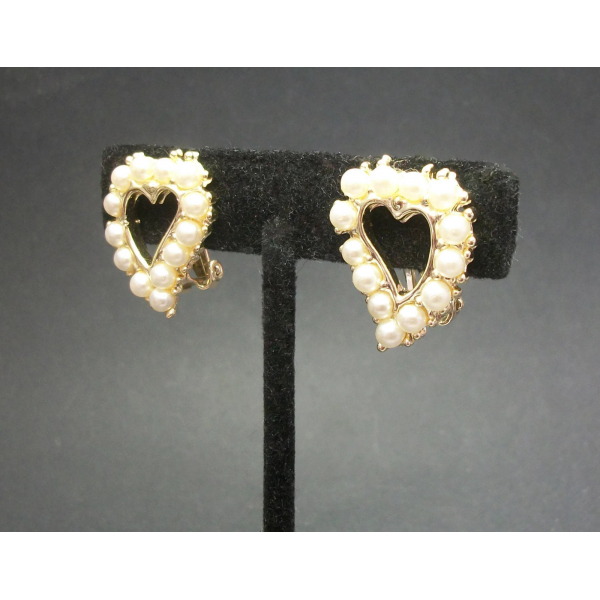 Vintage Pearl Heart Shaped Clip on Earrings Openwork Heart Gold with Faux Pearls