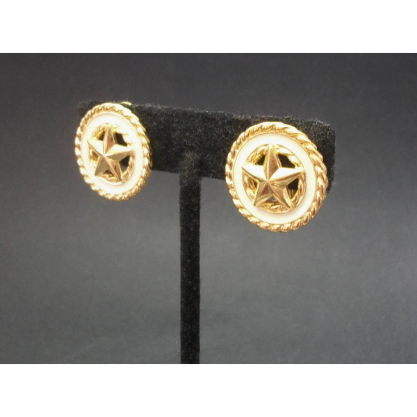 Monet white and gold round star clip on earrings