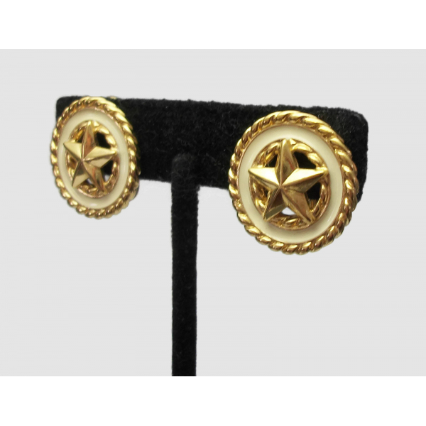Monet white and gold round star clip on earrings