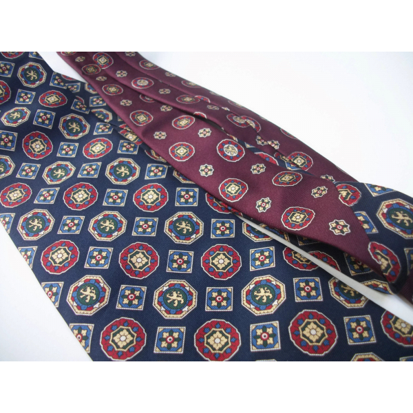 Tommy Hilfiger Italian silk necktie