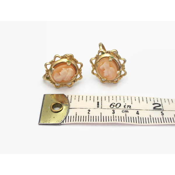 Vintage Genuine Carved Shell Cameo Screw Back Earrings