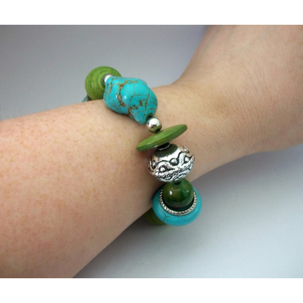 Chunky Turquoise Howlite Nugget and Green Wood Beaded Stretch Bracelet