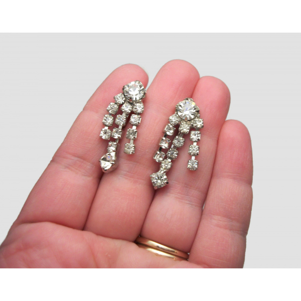 Vintage Clear Crystal Dangle Screw Back Clip on Earrings Formal Rhinestone