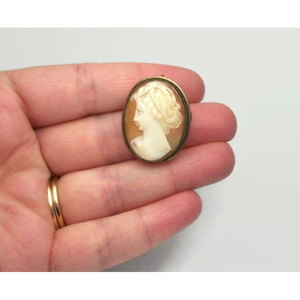 Vintage Genuine Carved Shell Cameo Brooch Pendant Small 1 1/8" x 7/8" 1930s