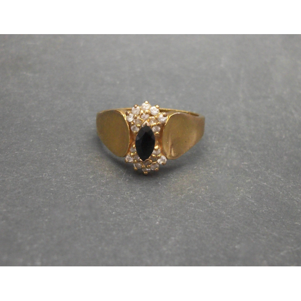 women's or men's ring gold band size 9 with black marquise and clear rhinestones