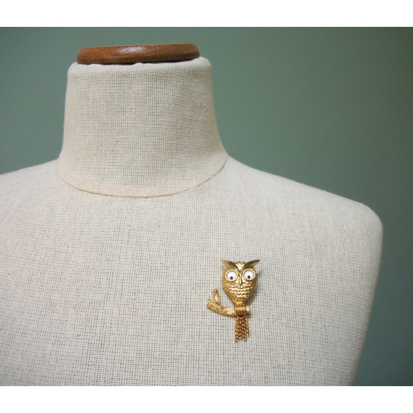 Vintage Avon Owl Brooch Gold Tone Googly Eyed Owl Pin Whimsical Funny Bird 1970s