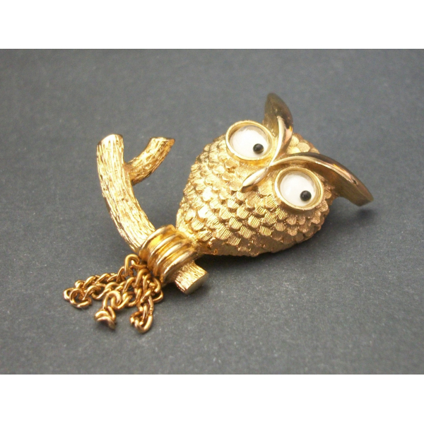 Vintage Avon Owl Brooch Gold Tone Googly Eyed Owl Pin Whimsical Funny Bird 1970s