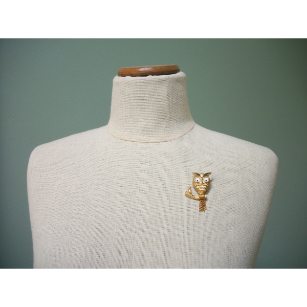 Vintage Avon Owl Brooch Gold Tone Googly Eyed Owl Pin Whimsical Funny Bird 1970s