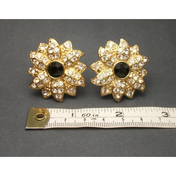 big clear rhinestone flower clip on earrings