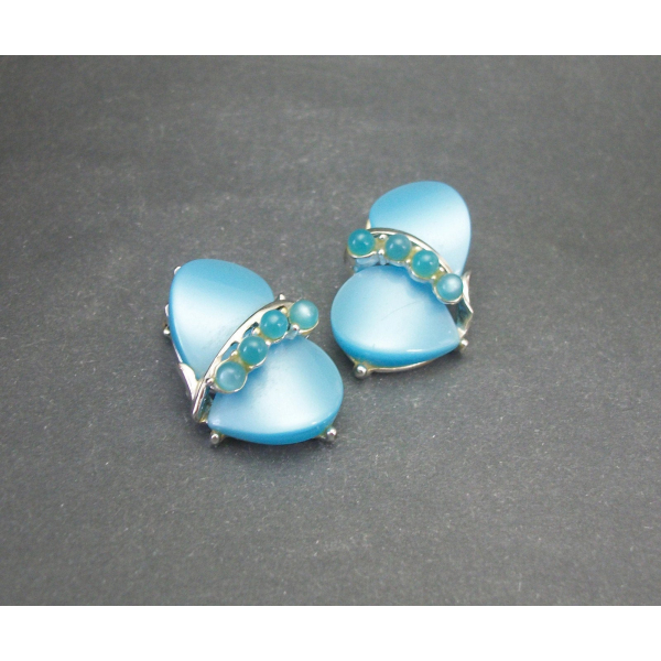 Vintage Aqua Blue Thermoset  and Silver Tone Clip on Earrings Mid Century Jewelr