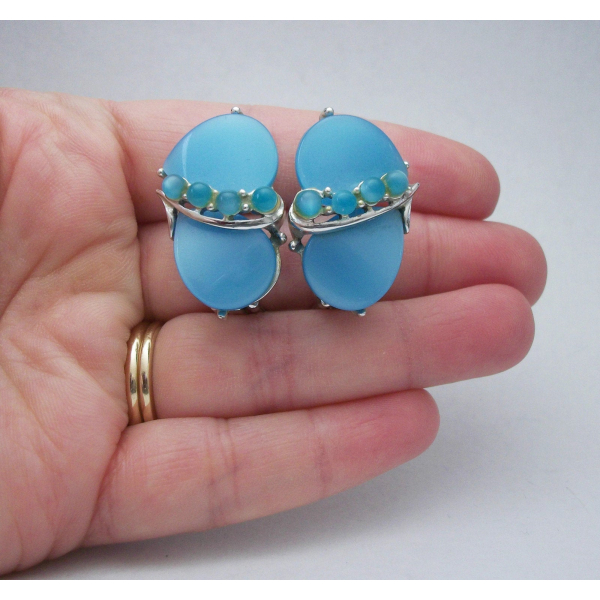 Vintage Aqua Blue Thermoset  and Silver Tone Clip on Earrings Mid Century Jewelr
