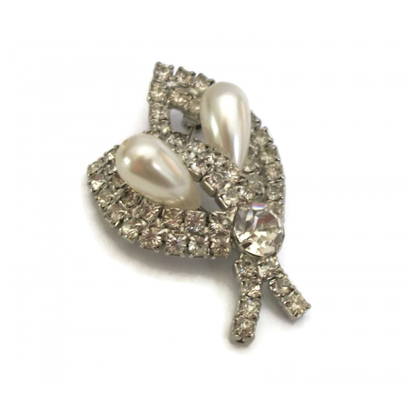Vintage Rhinestone Calla Lily Brooch Silver Pearl Floral Jewelry Lapel Pin