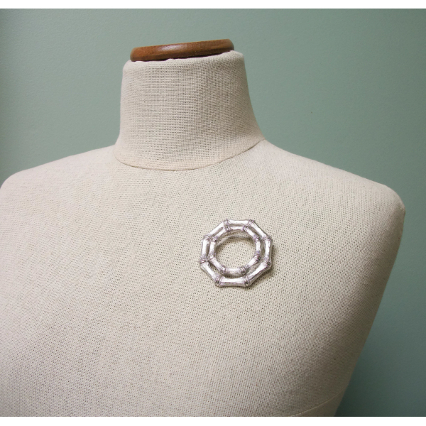 Vintage Monet Silver Tone Bamboo Brooch Circle Pin Elegant Wreath Lapel Pin
