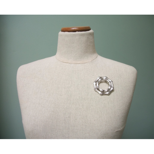 Vintage Monet Silver Tone Bamboo Brooch Circle Pin Elegant Wreath Lapel Pin