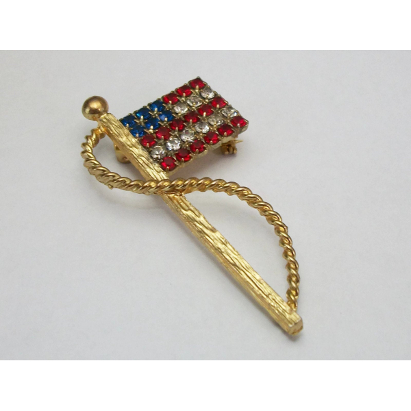 Memorial day American flag brooch