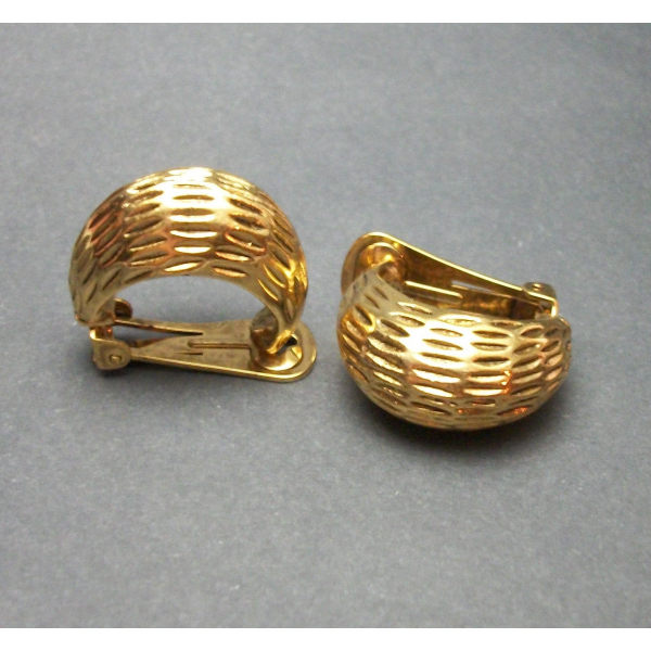 Chunky textured gold hoop earrings clip ons