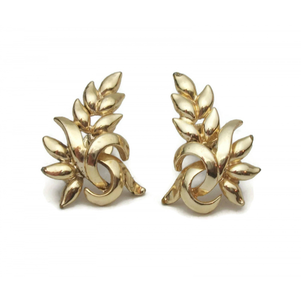 signed Coro gold floral screw back clip earrings