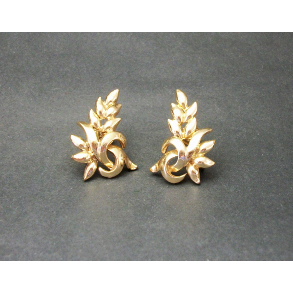 signed Coro gold floral screw back clip earrings