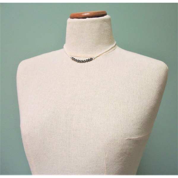 Vintage Dainty Silver Tone Roses Bar Necklace Pearly White Seed Beads 16 inch