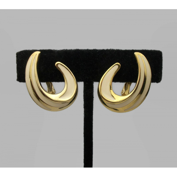Vintage Trifari Cream White Enamel and Gold Clip on Earrings