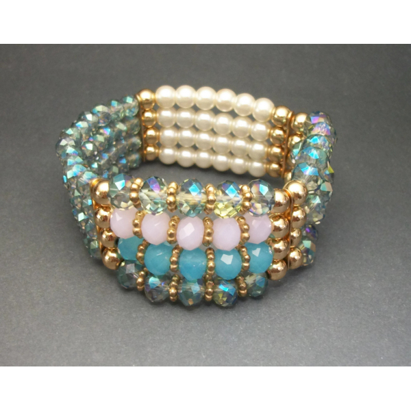 Vintage pearl beaded necklace and bracelet set