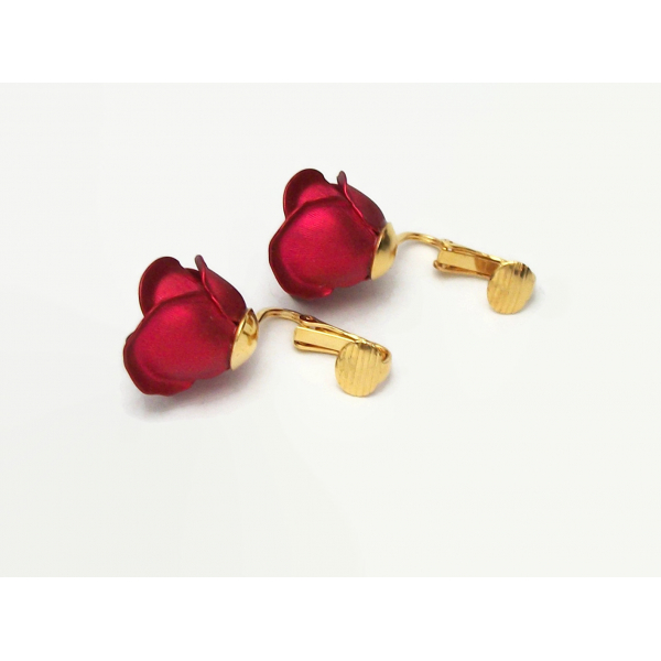 Vintage 3D red rose clip earrings