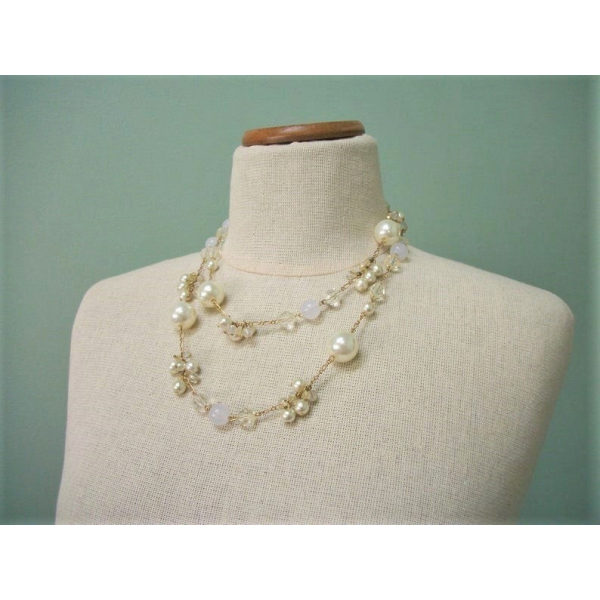 Vintage faux pearl beaded necklace