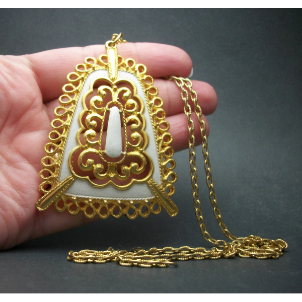 vintage JJ Jonette large white and gold pendant