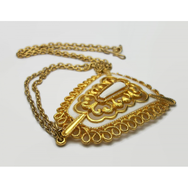 vintage JJ Jonette white and gold necklace