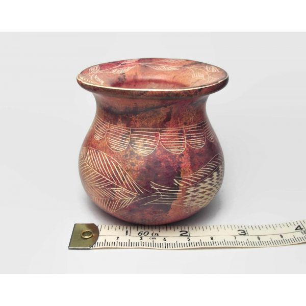 Measurements of small stoneware vase